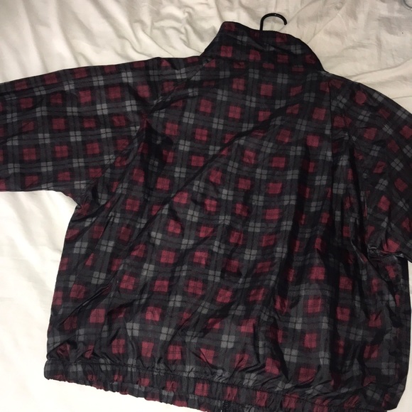 Windbreaker - Picture 3 of 3